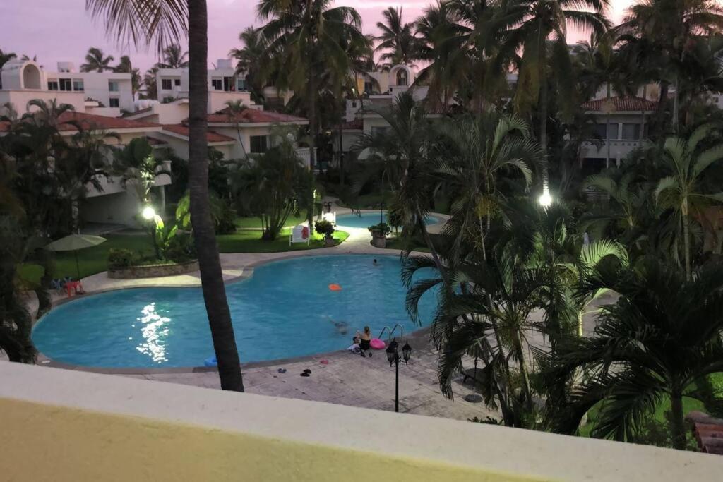 Hermoso Apartamento En Manzanillo Con Alberca Y Cancha De Tenis, Ideal Para Relajarse Y Disfrutar De Una Escapada Tranquila En El Paraiso Tropical Extérieur photo