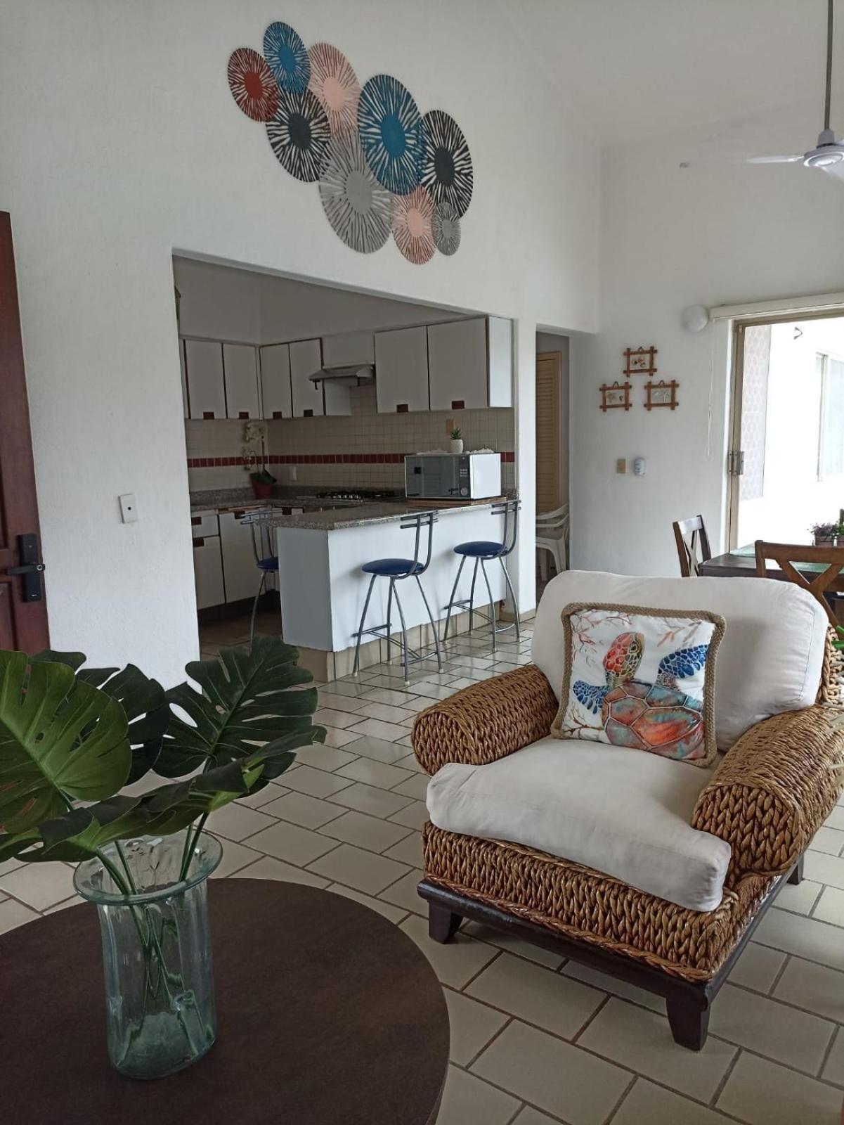 Hermoso Apartamento En Manzanillo Con Alberca Y Cancha De Tenis, Ideal Para Relajarse Y Disfrutar De Una Escapada Tranquila En El Paraiso Tropical Extérieur photo